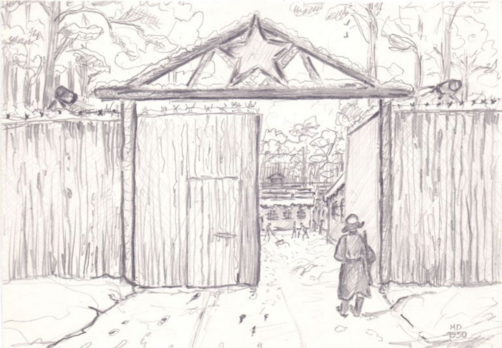 Lagertor des sowjetischen Speziallagers Nr. 6 in Jamlitz, Zeichnung des Häftlings Helmuth Dommain, 1950 (Privatbesitz) Die Zeichnung des Häftlings Helmuth Dommain zeigt das Lagertor des Speziallagers in Jamlitz. Ein geöffneter Torflügel, vor dem ein Wachmann steht, gibt den Blick in das Lagerinnere frei. Über dem Tor ist ein Sowjetstern angebracht.